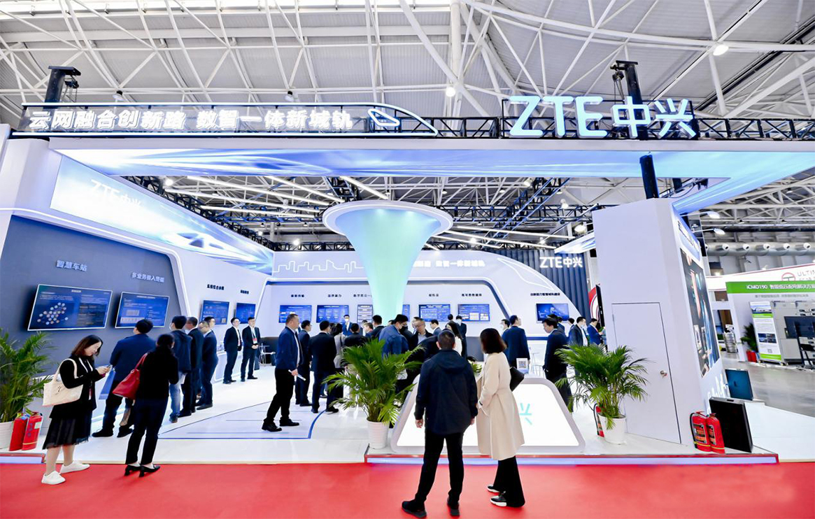 中兴通讯亮相北京—青岛国际城市轨道交通展览会.jpg