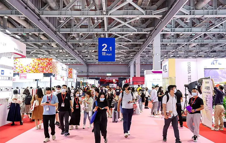 中国国际纺织面料及辅料(秋冬)博览会8月27日开展.jpg